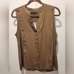 NWT Banana Republic Sleeveless top SZ M